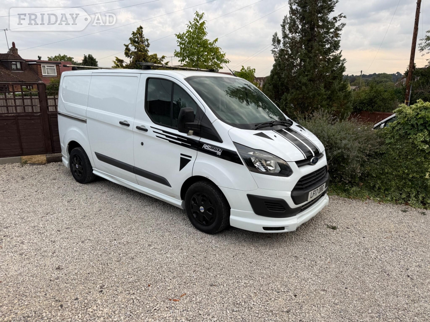Ford Transit Custom 2017 - Vans & Commercial Vehicles in Bourne End