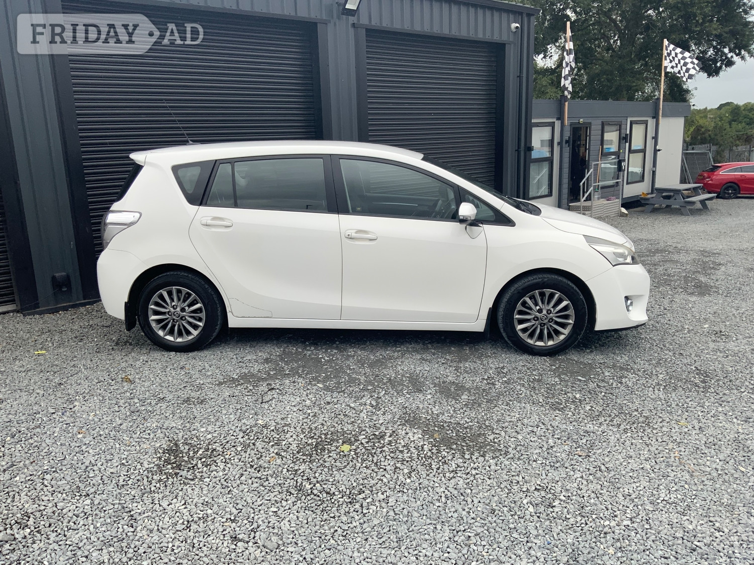 Toyota Verso 2016 - Cars