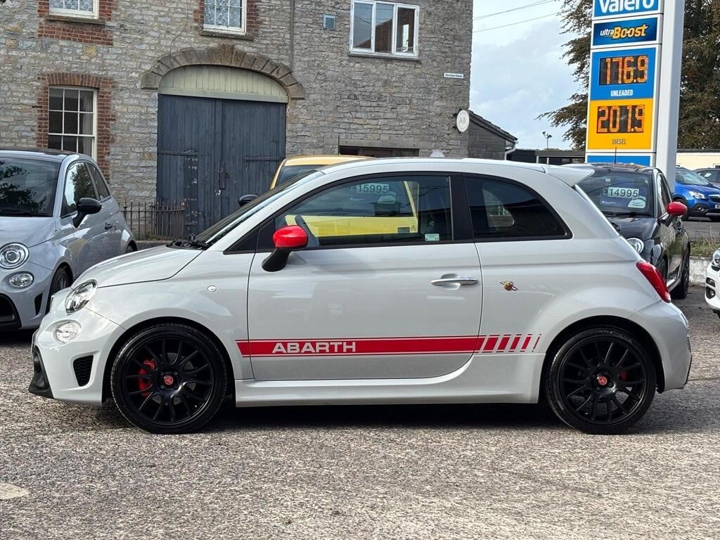 [ berth ]Abarth 595
