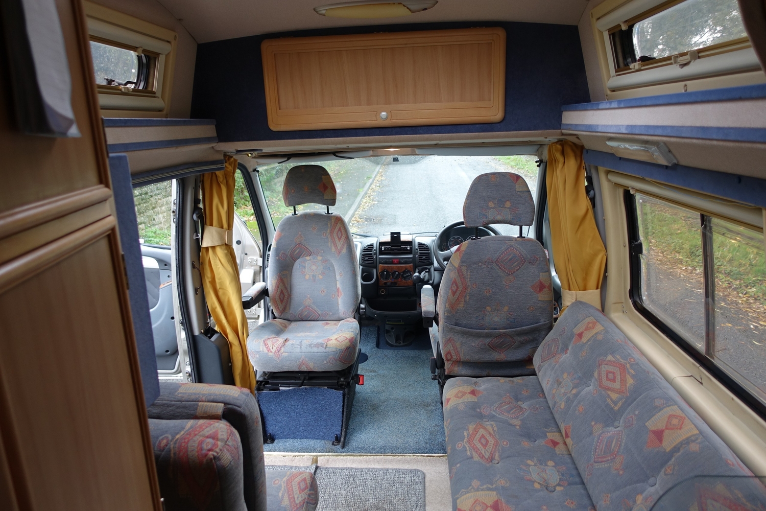 Auto-Sleepers Dorset 2003 - Motorhomes & Caravans