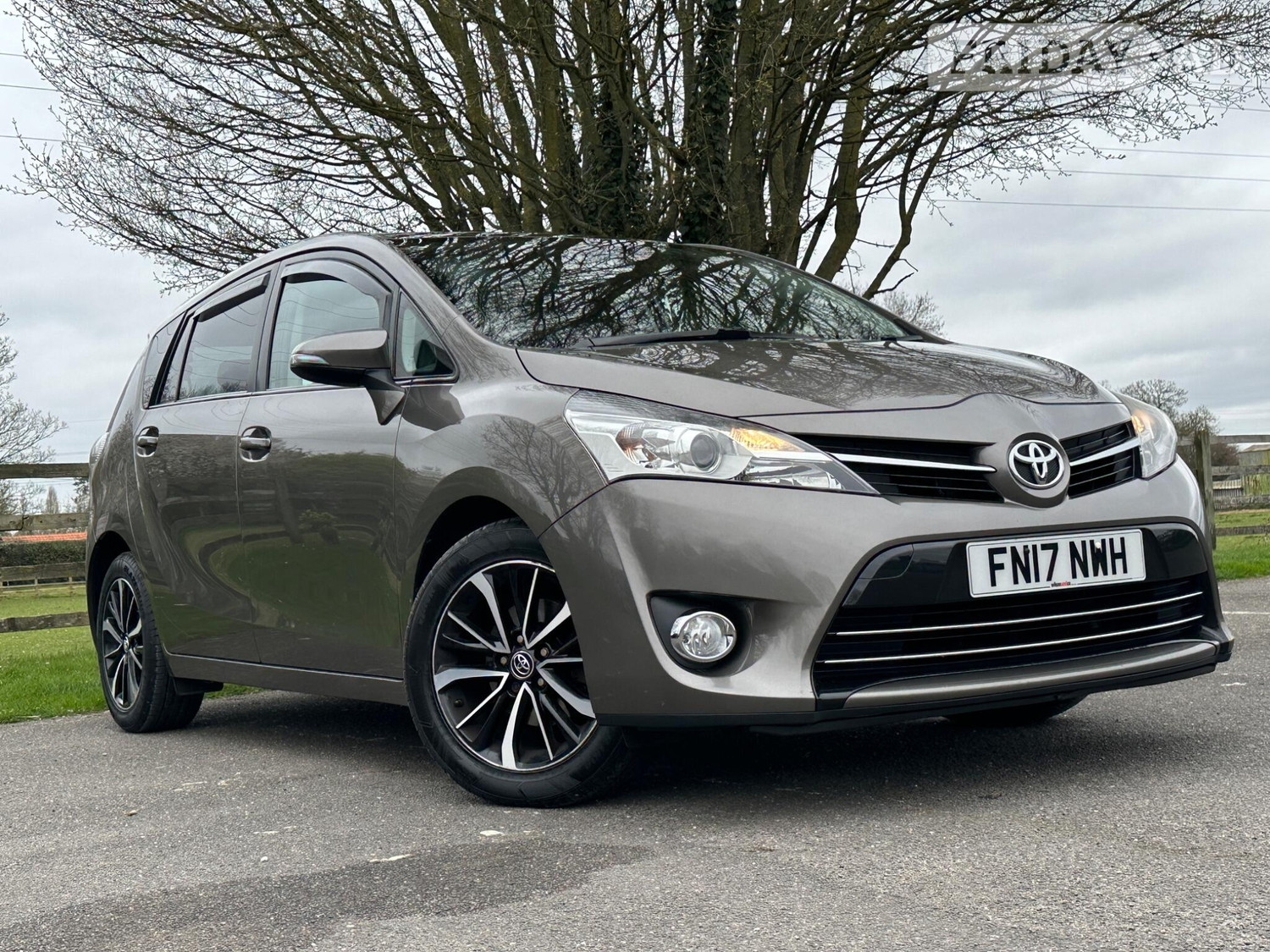 Toyota Verso Slough
