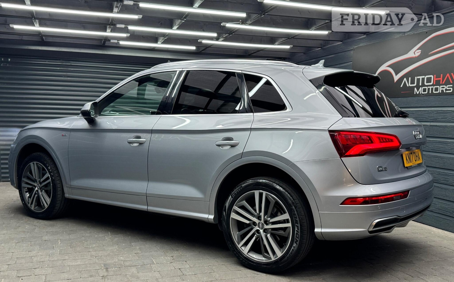 Audi Q5 2017 - Cars