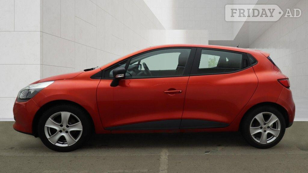 Renault Clio 2016 - Cars in Winchester