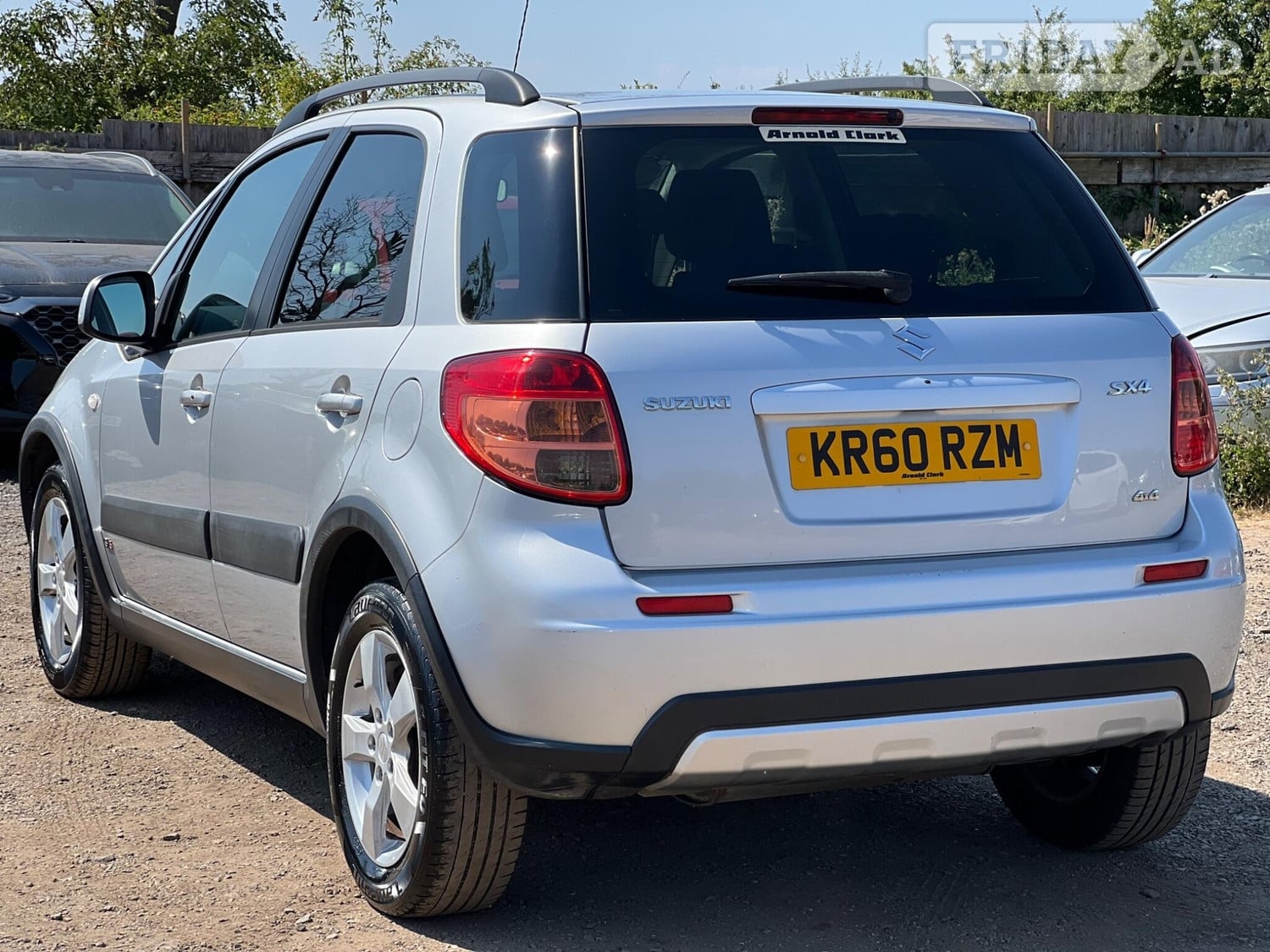 Suzuki SX4 2011 - Cars in Milton Keynes