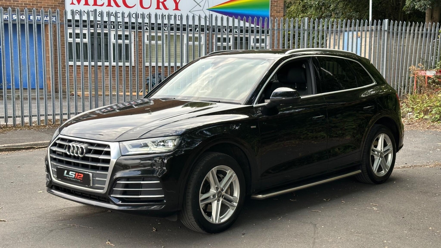 [ berth ]Audi Q5