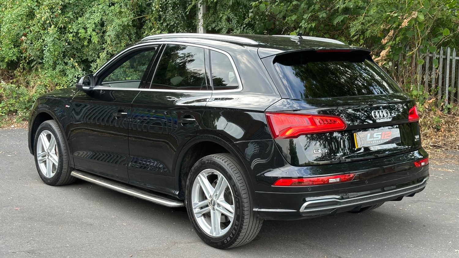 Audi Q5 2017 - Cars in Leeds