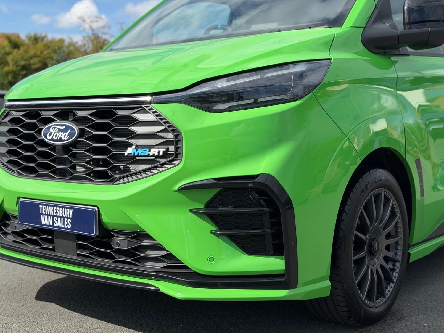Ford Transit Custom 2026 - Vans & Commercial Vehicles