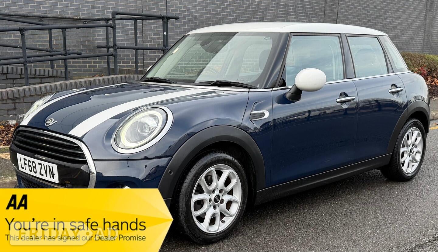 Mini Hatch 2018 in Willesden