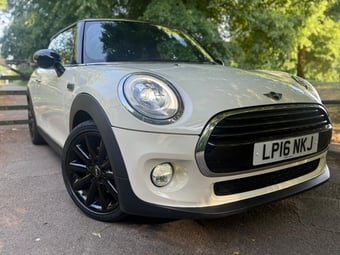 Mini Hatch 2016