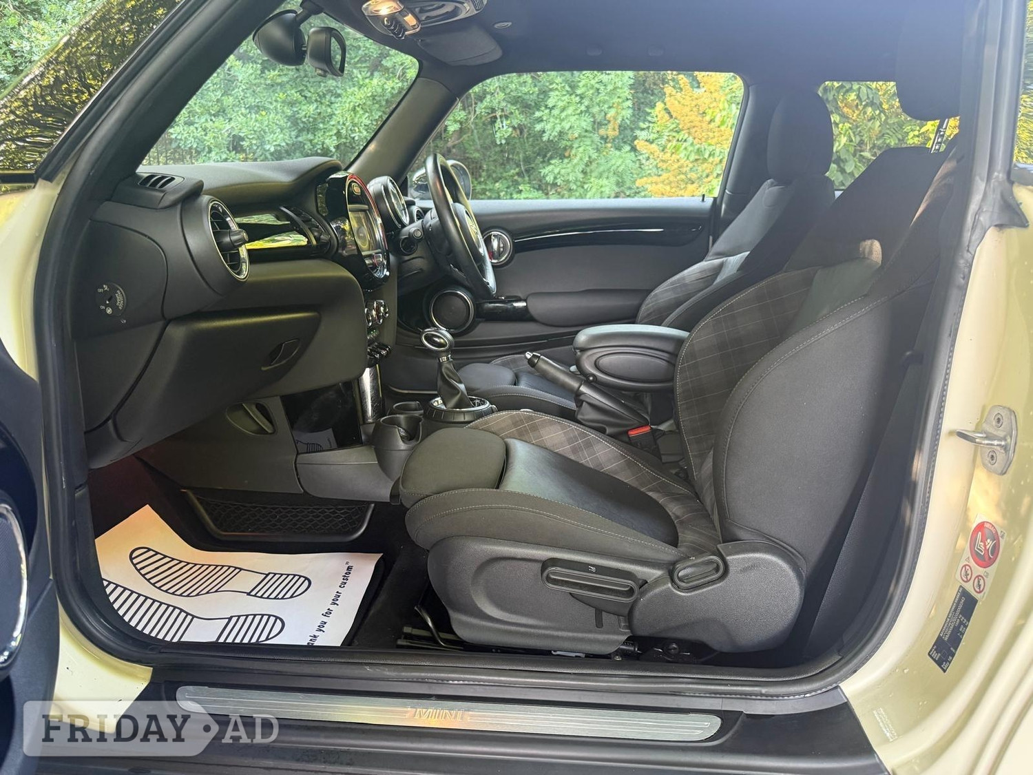 [ berth ]Mini Hatch