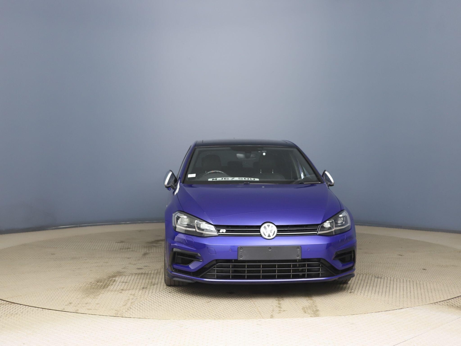 [ berth ]Volkswagen Golf