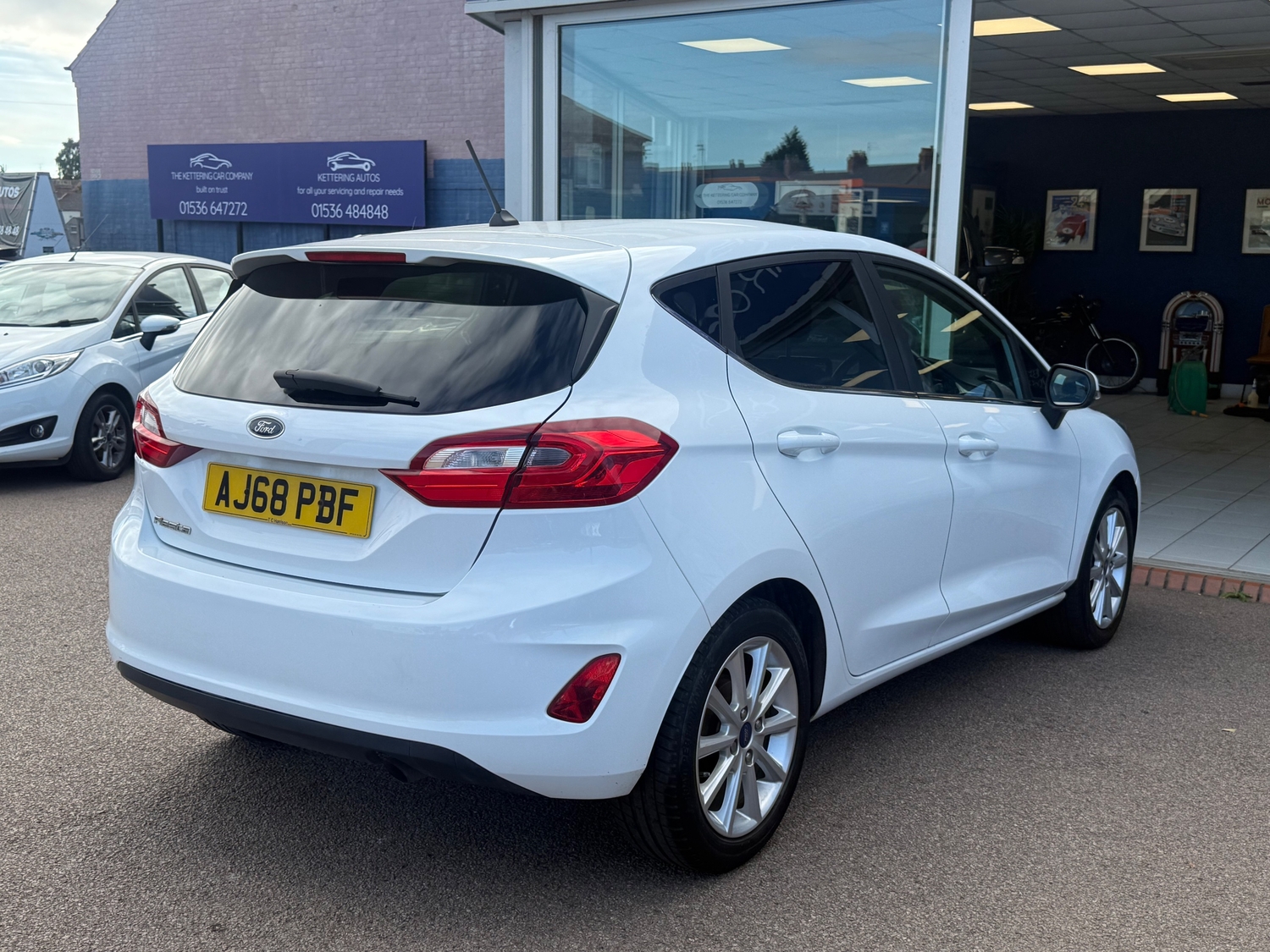[ berth ]Ford Fiesta