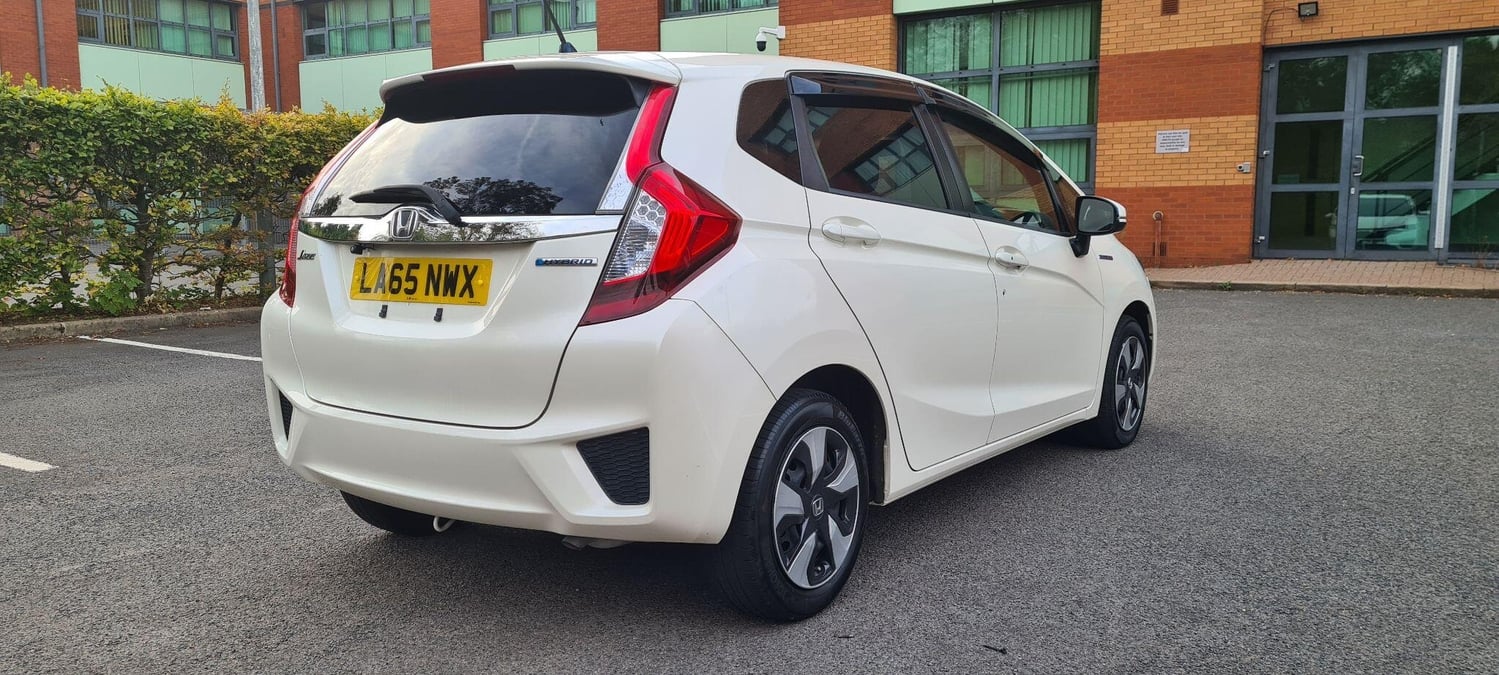 Honda Jazz 2016 - Cars in Ashford