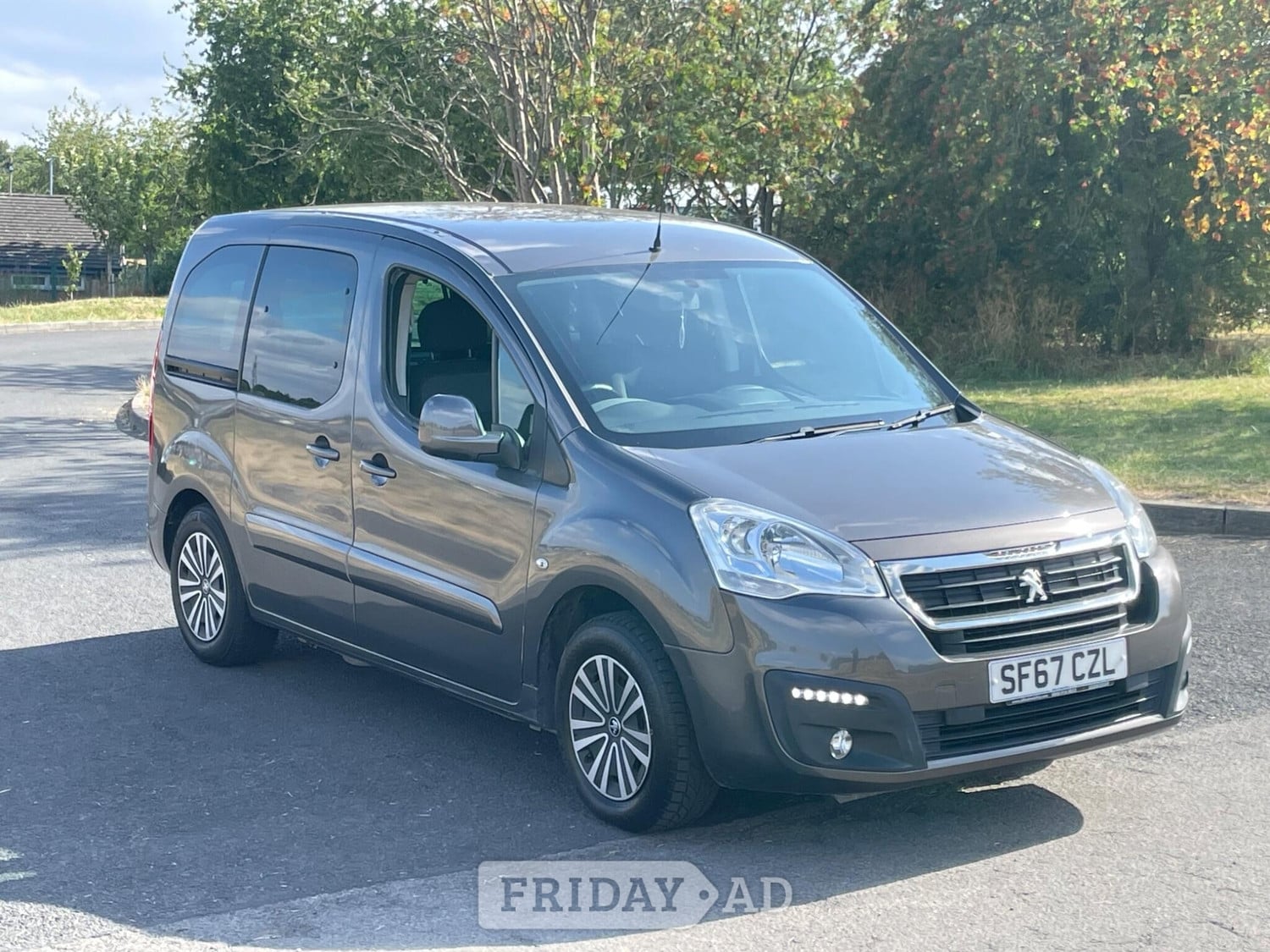 Peugeot Partner Tepee 2017 in Leeds