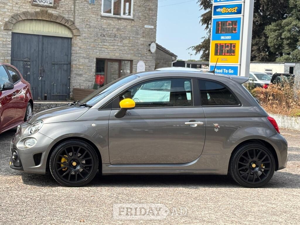 [ berth ]Abarth 595