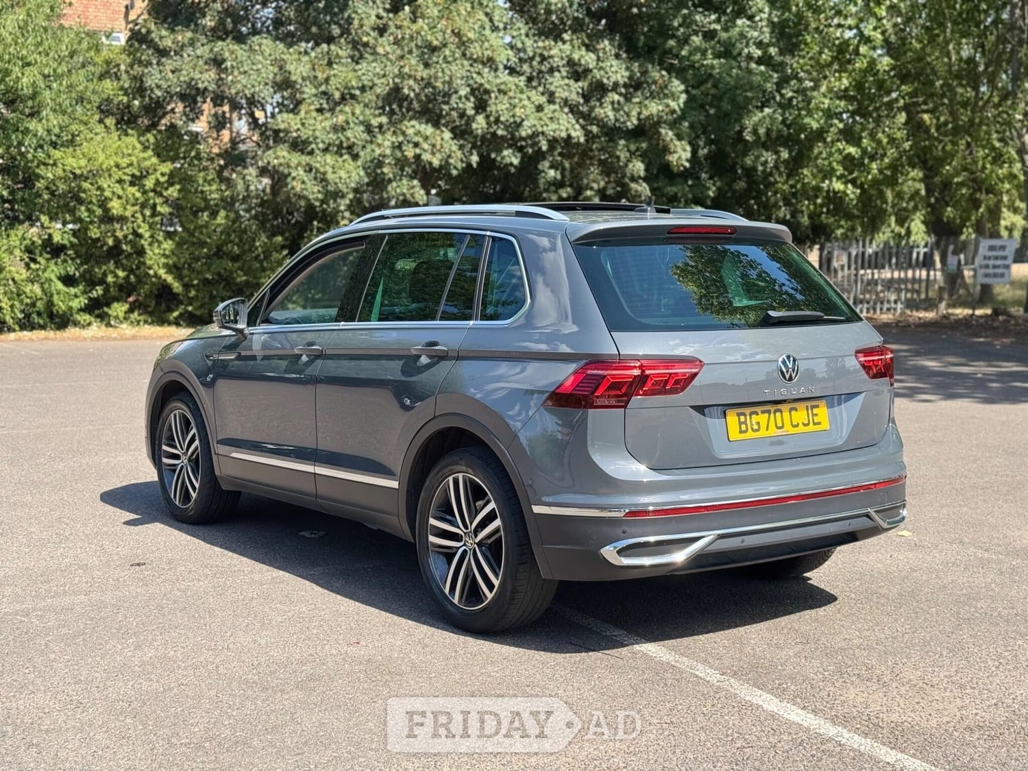Volkswagen Tiguan 2020 - Cars in Romford