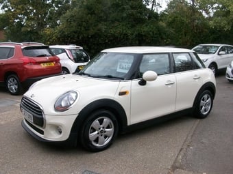 Mini Hatch 2017