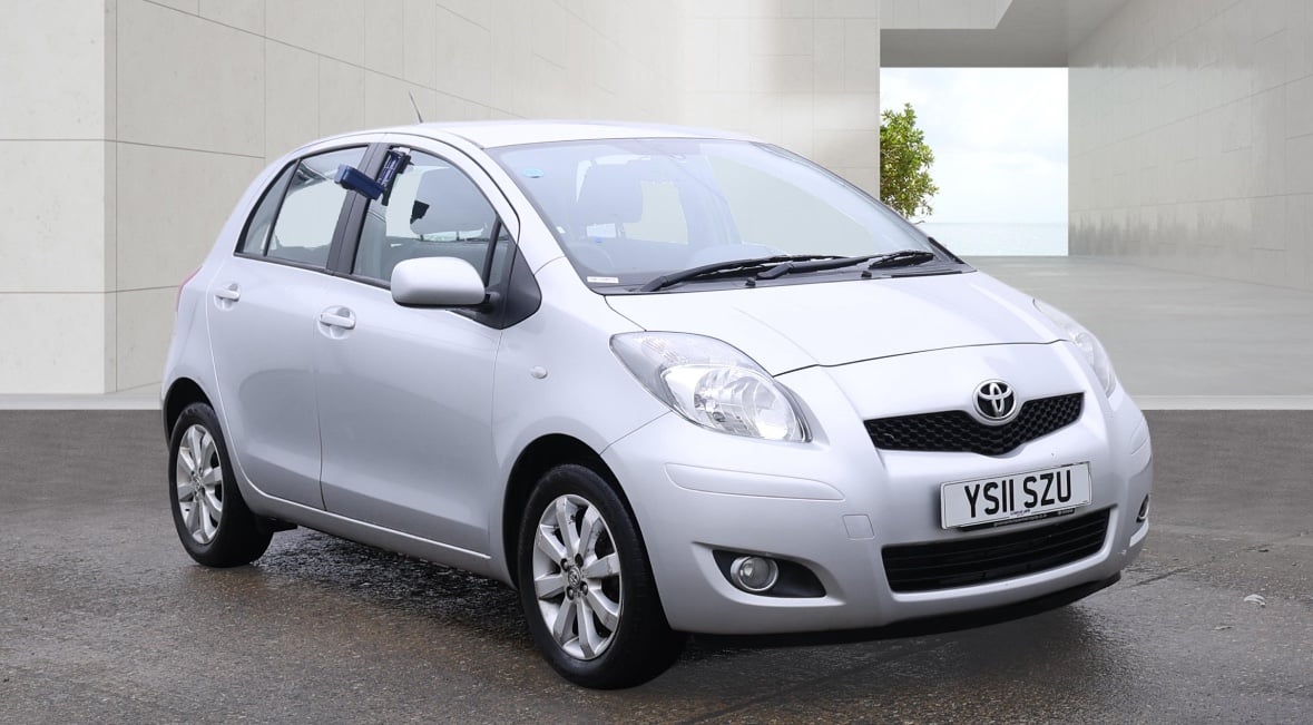 Toyota Yaris 2011 in Ashford