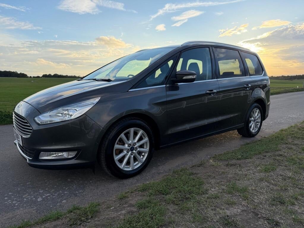 Ford Galaxy 2017 - Cars in Epsom