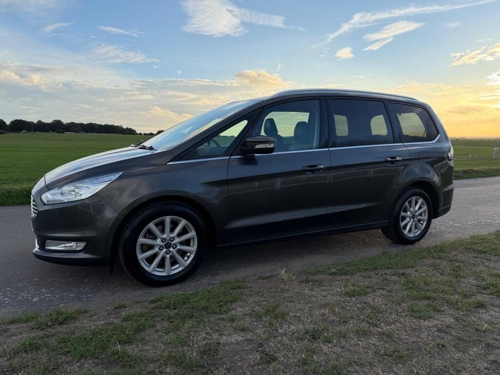 Ford Galaxy 2017 - Cars