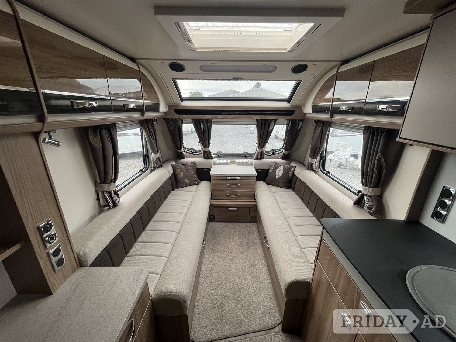 Swift Conqueror 480 2016 - Motorhomes & Caravans