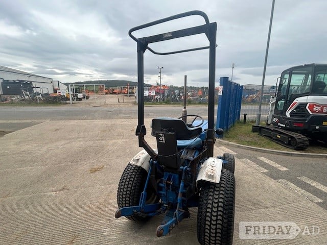 Ford 1210 () Tractor - Farm & Agricultural Vehicles