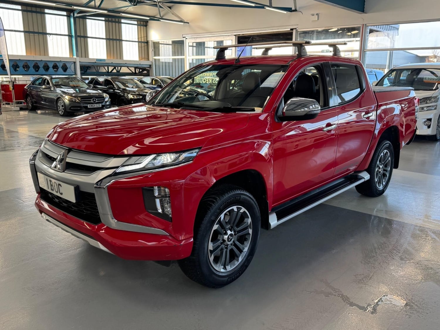[ berth ]Mitsubishi L200