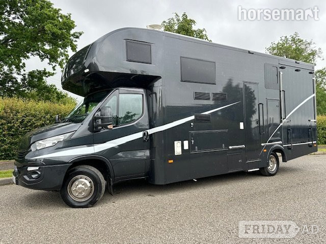 Chaigley Elite Excel Iveco Horsebox in Banbury