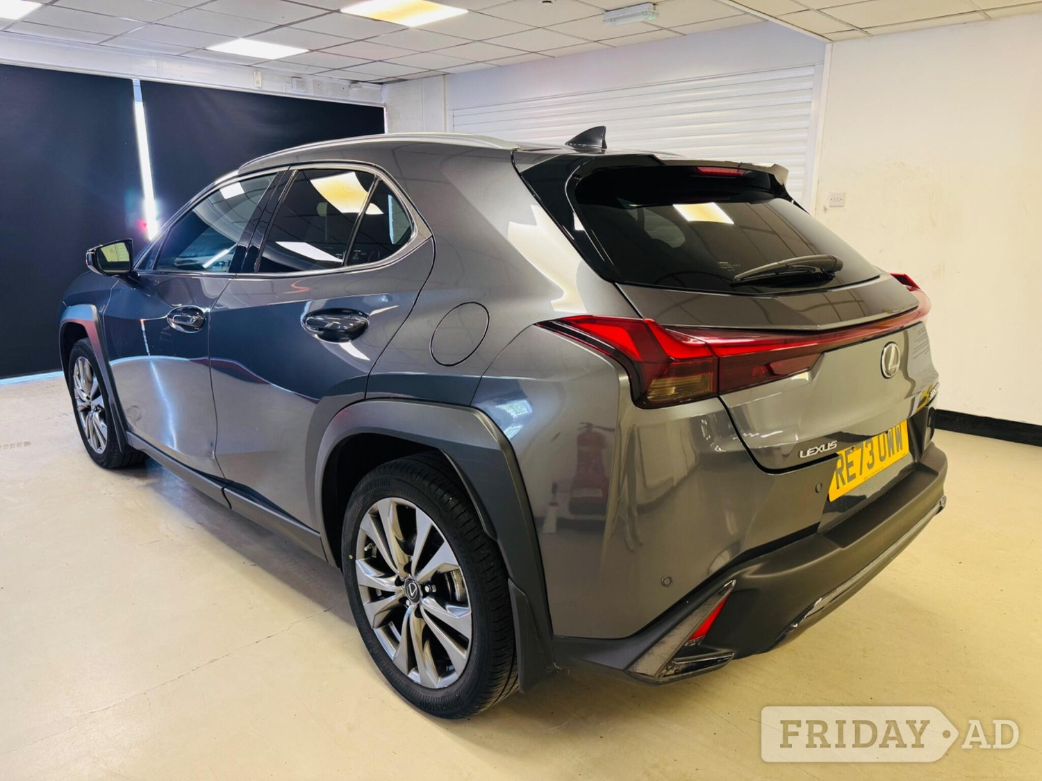 Lexus UX 2023 - Cars in Stroud