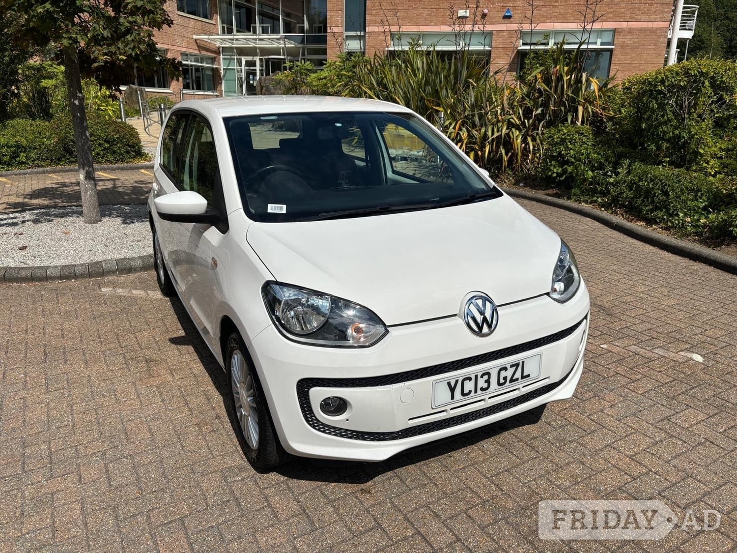 Volkswagen UP! 2013 - Cars
