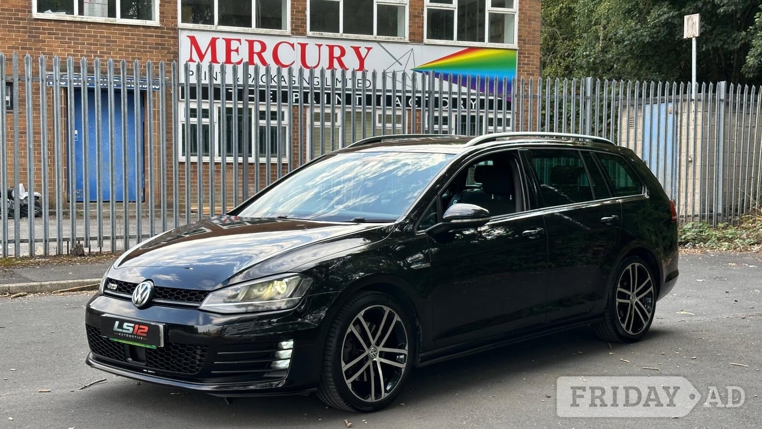 [ berth ]Volkswagen Golf