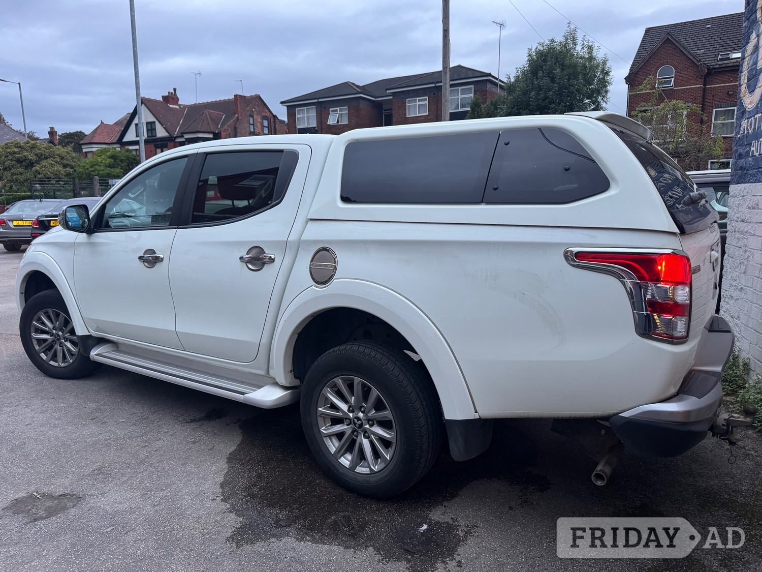 Mitsubishi L200 Manchester