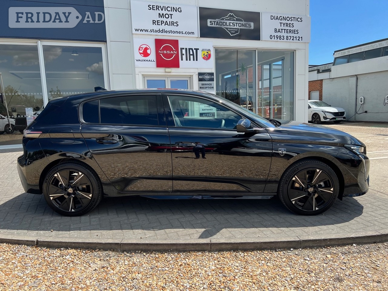 [ berth ]Peugeot 308
