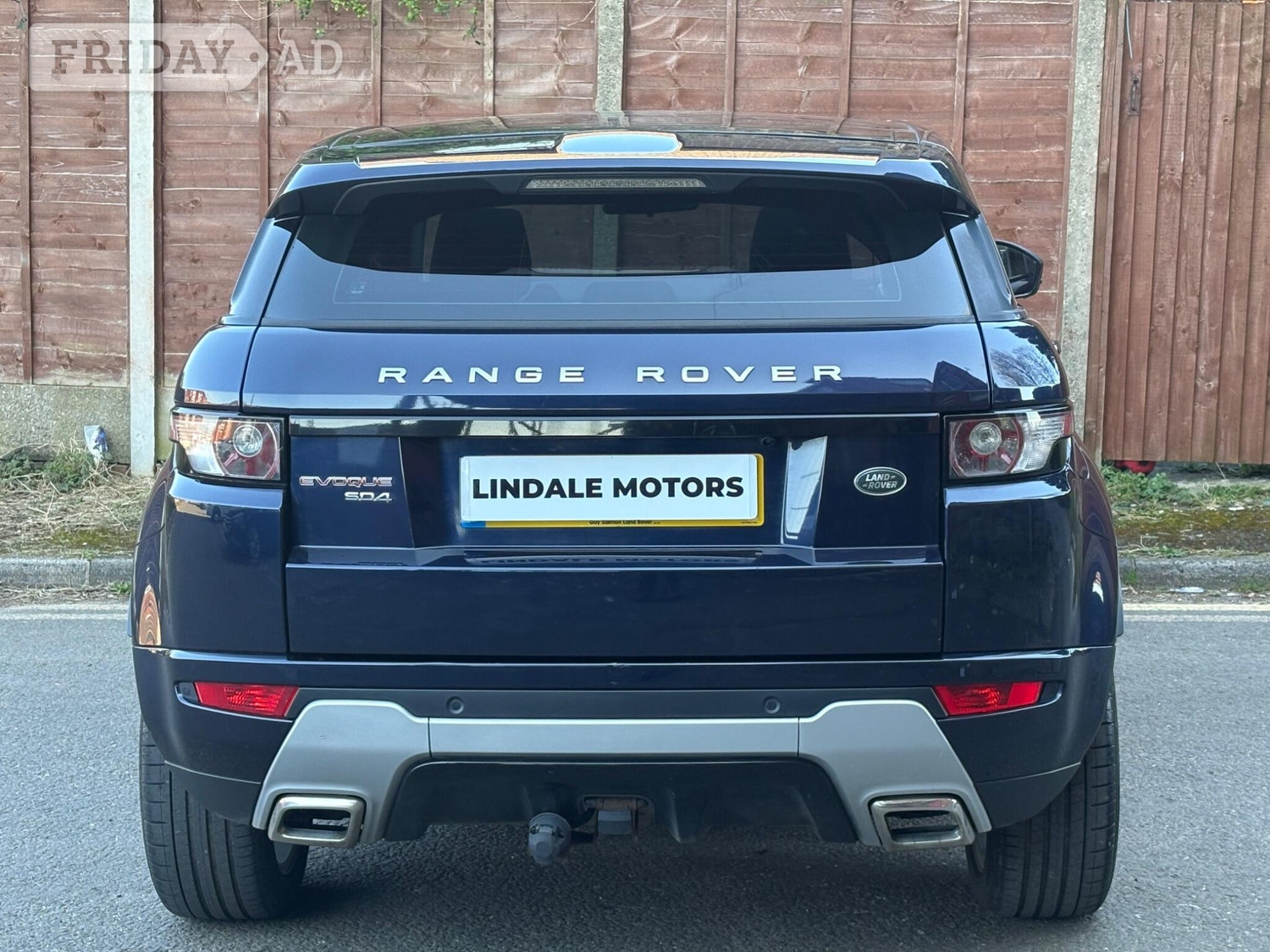 [ berth ]Land Rover Range Rover Evoque