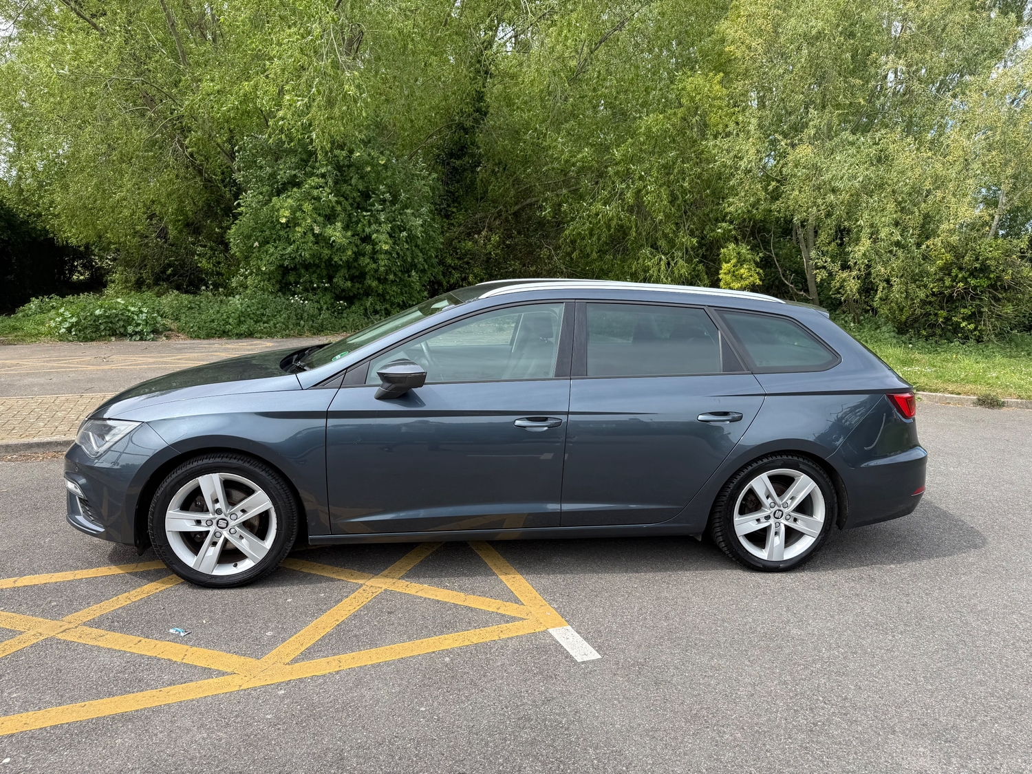 SEAT Leon 2018 - Cars