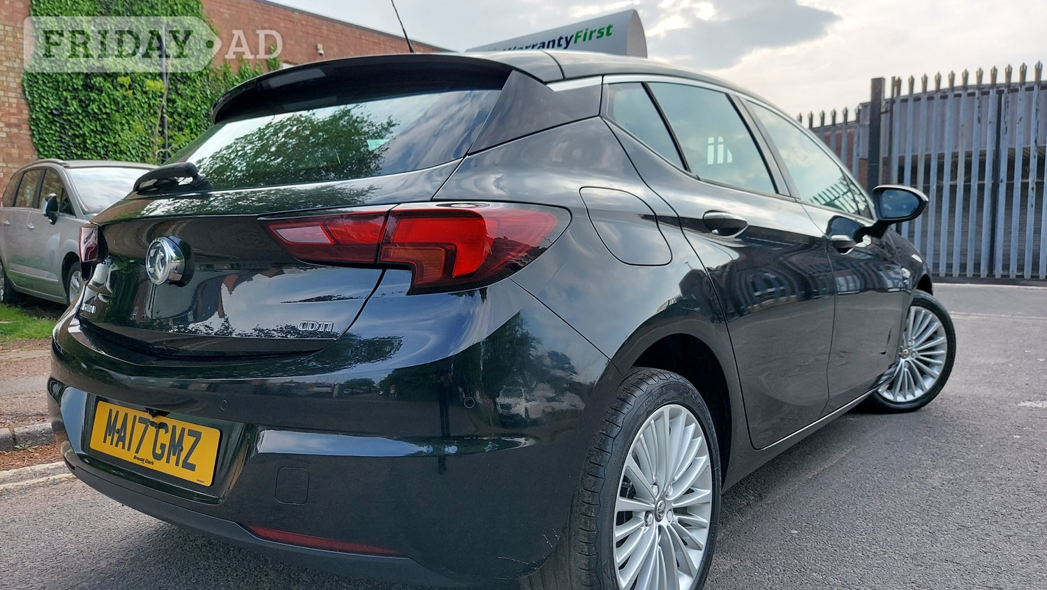 Vauxhall Astra 2017 in Leicester