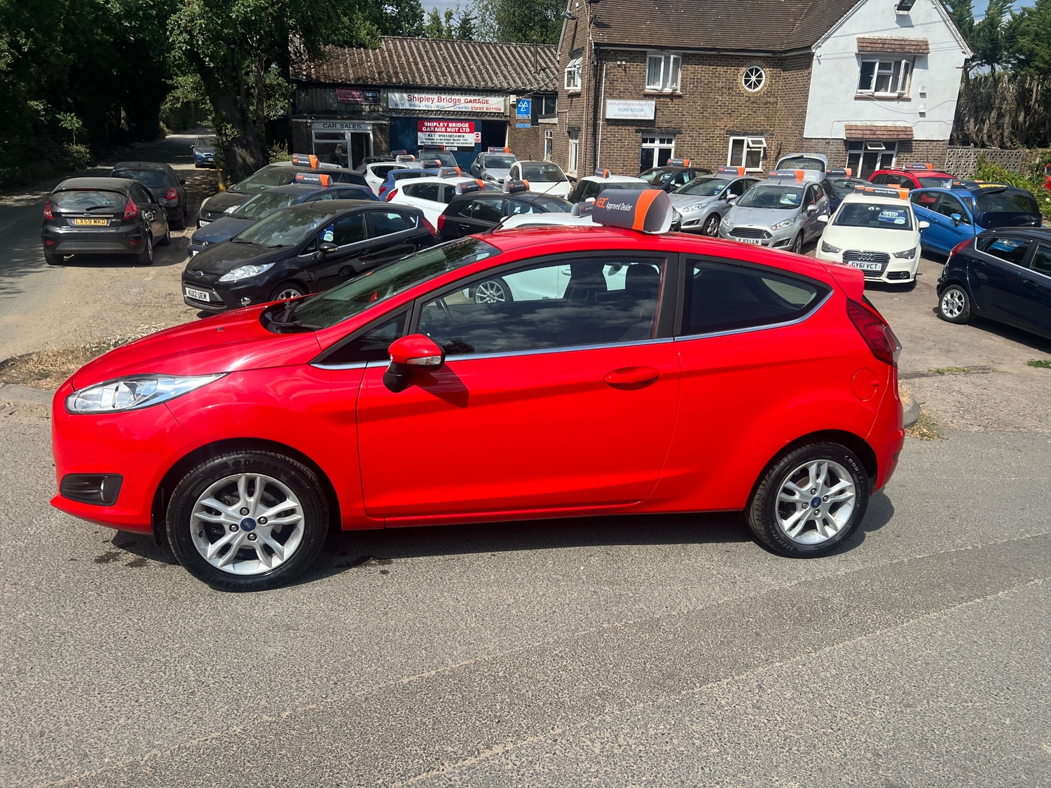 [ berth ]Ford Fiesta