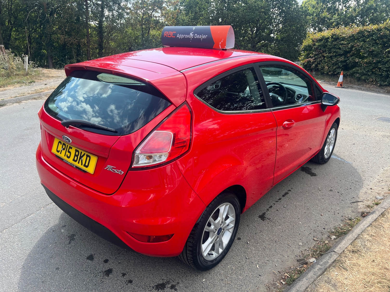 Ford Fiesta 2015 - Cars