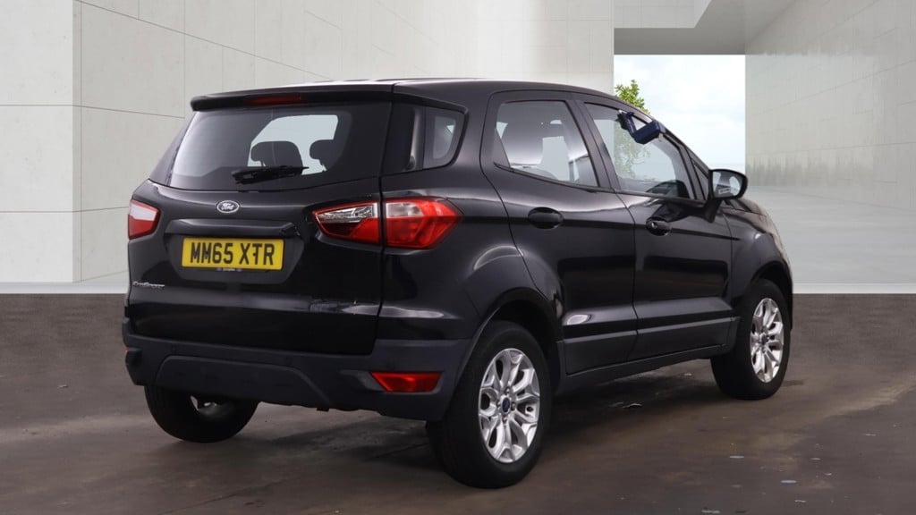 [ berth ]Ford Ecosport