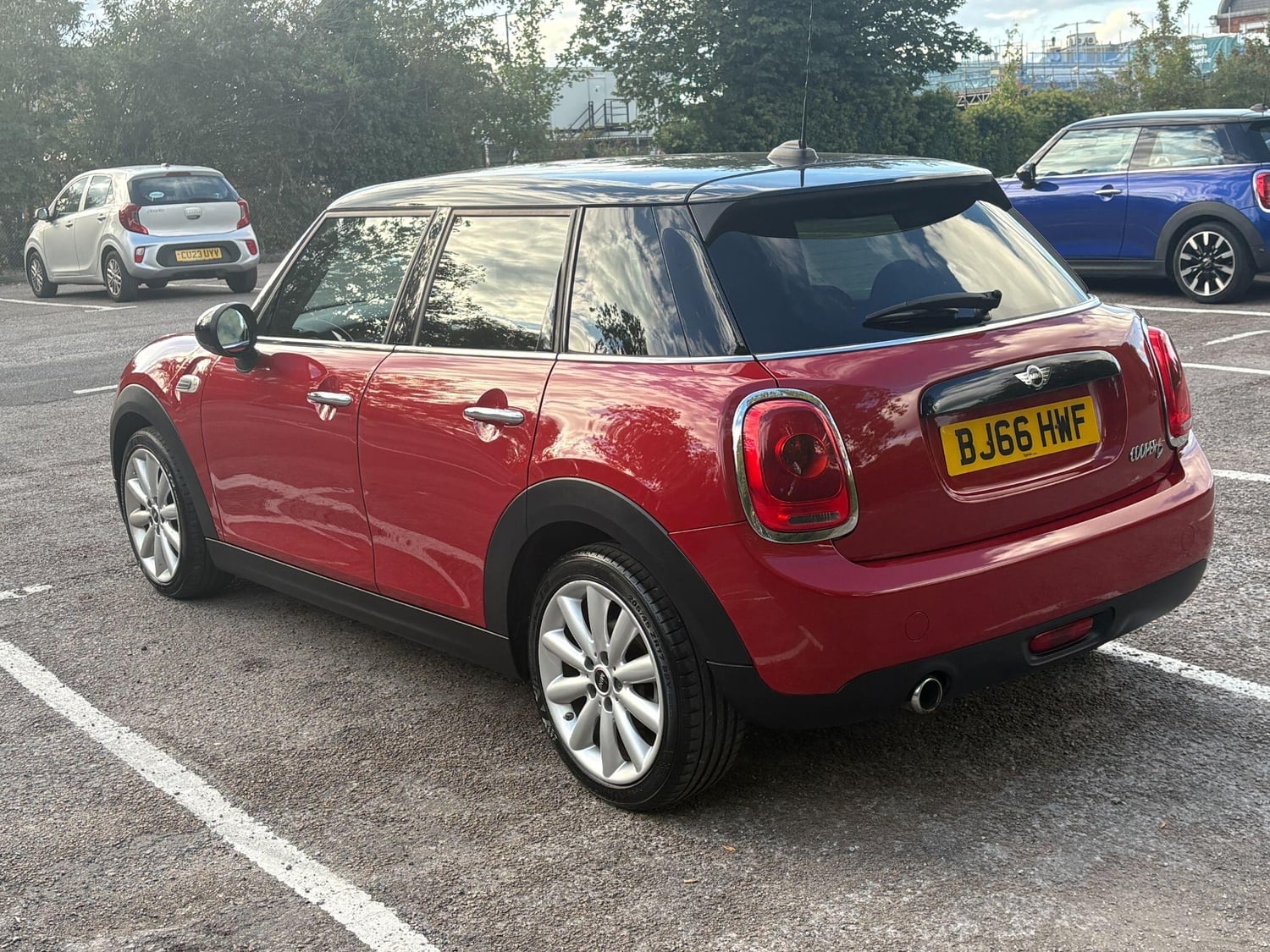 Mini Hatch 2016 - Cars in East Molesey