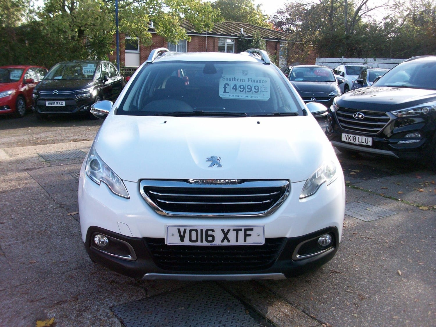 [ berth ]Peugeot 2008