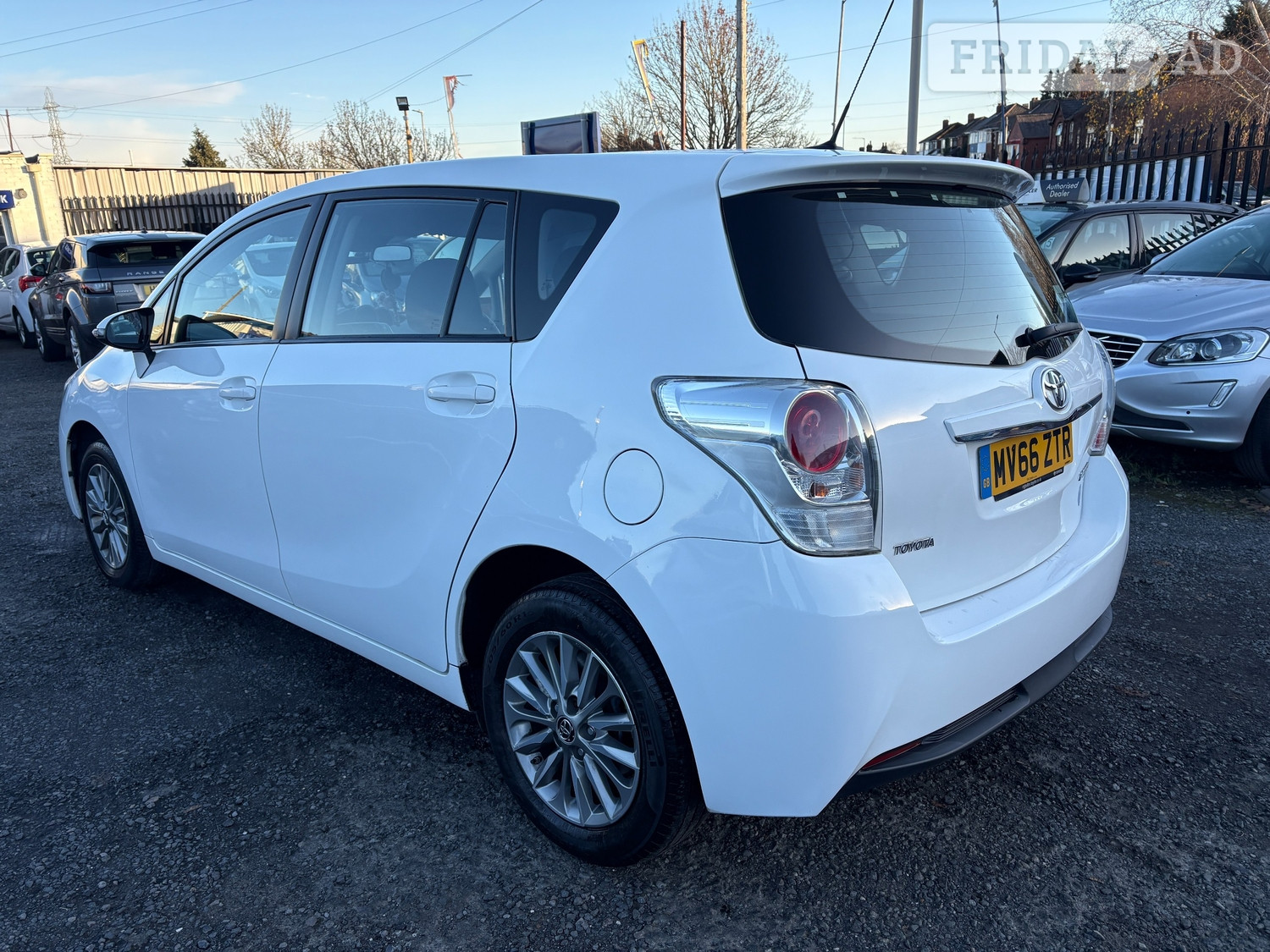 Toyota Verso 2016 - Cars