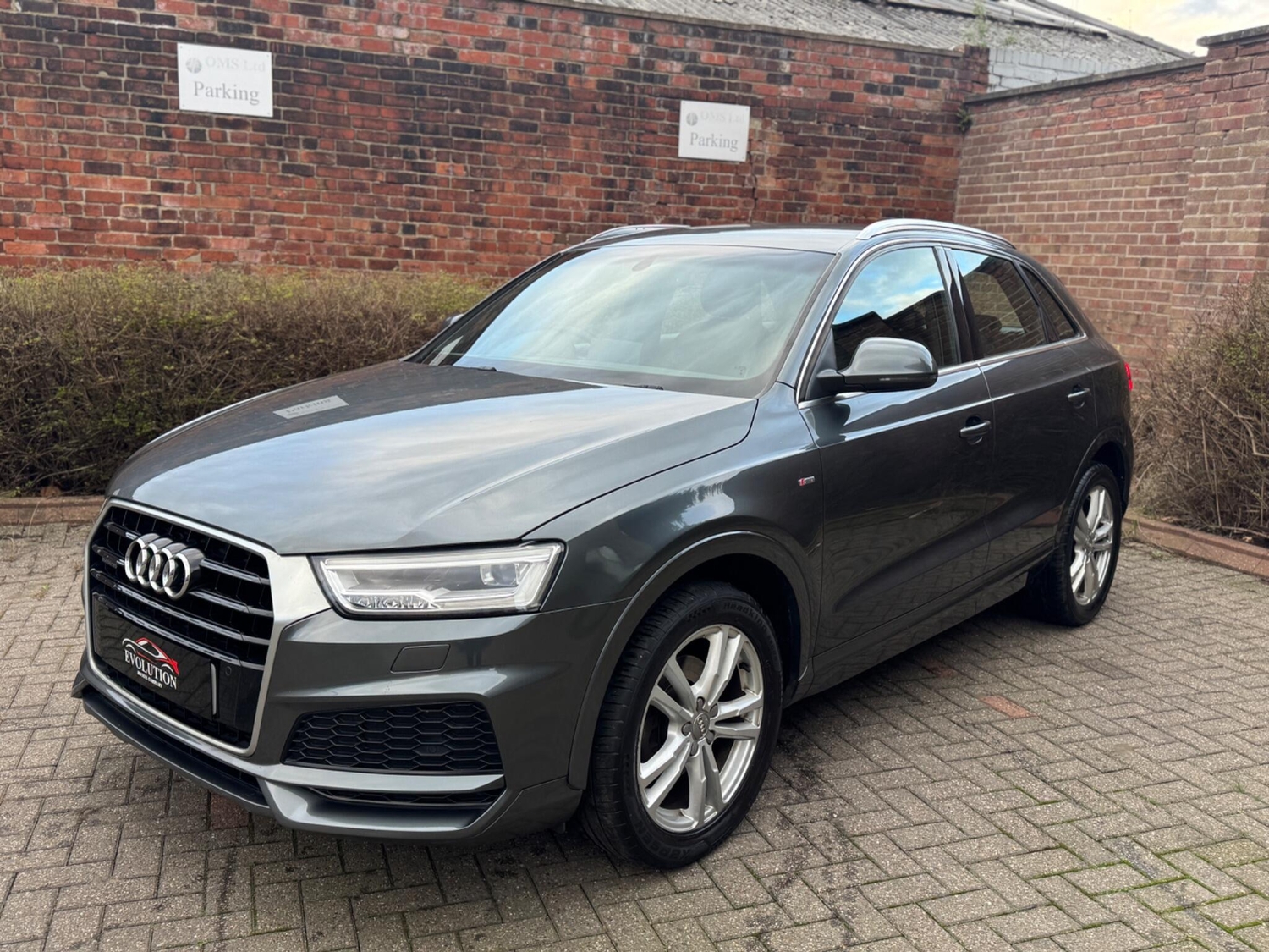 Audi Q3 2017 - Cars in Sheffield