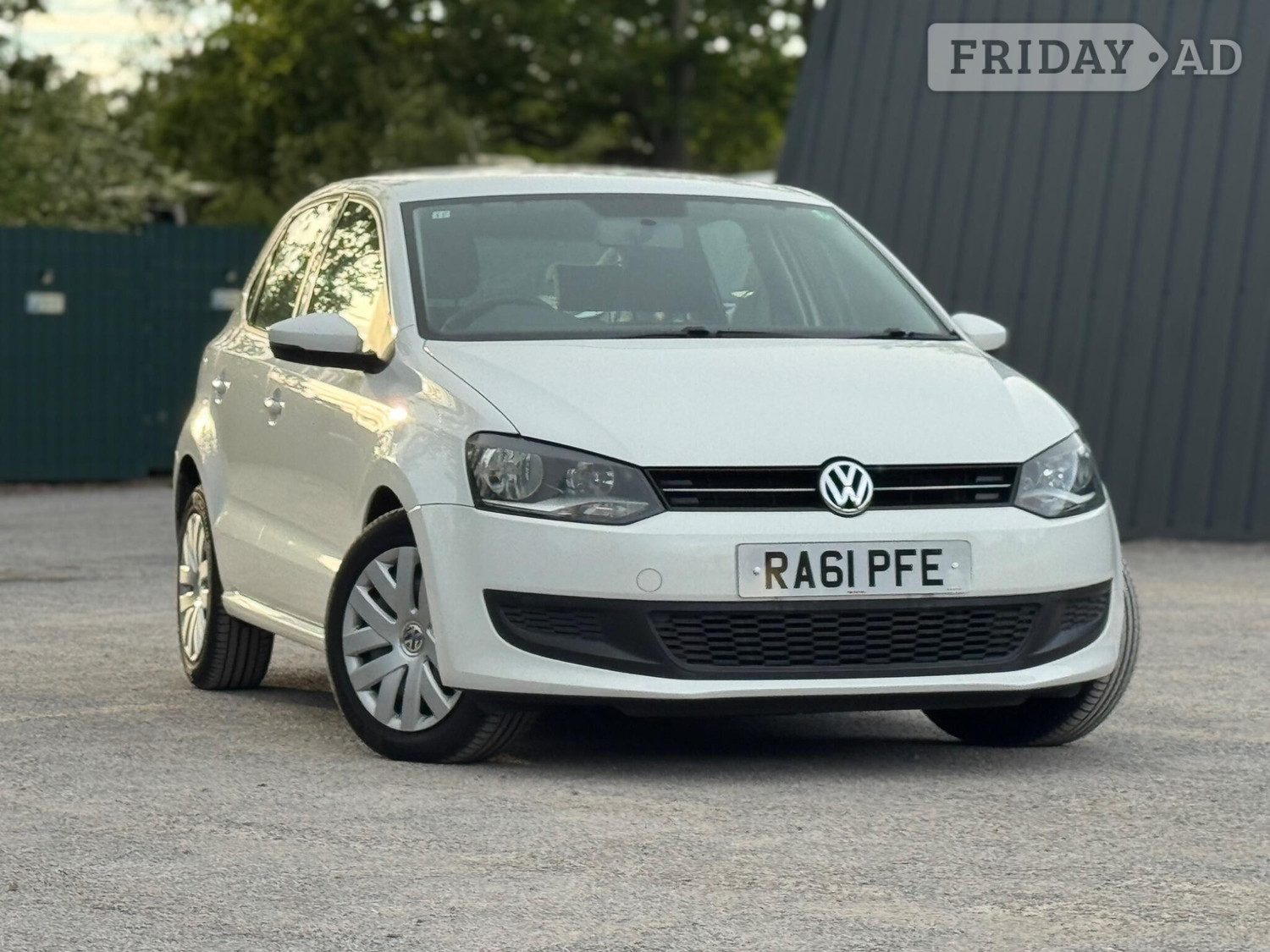 Volkswagen Polo 2011 in Farnham