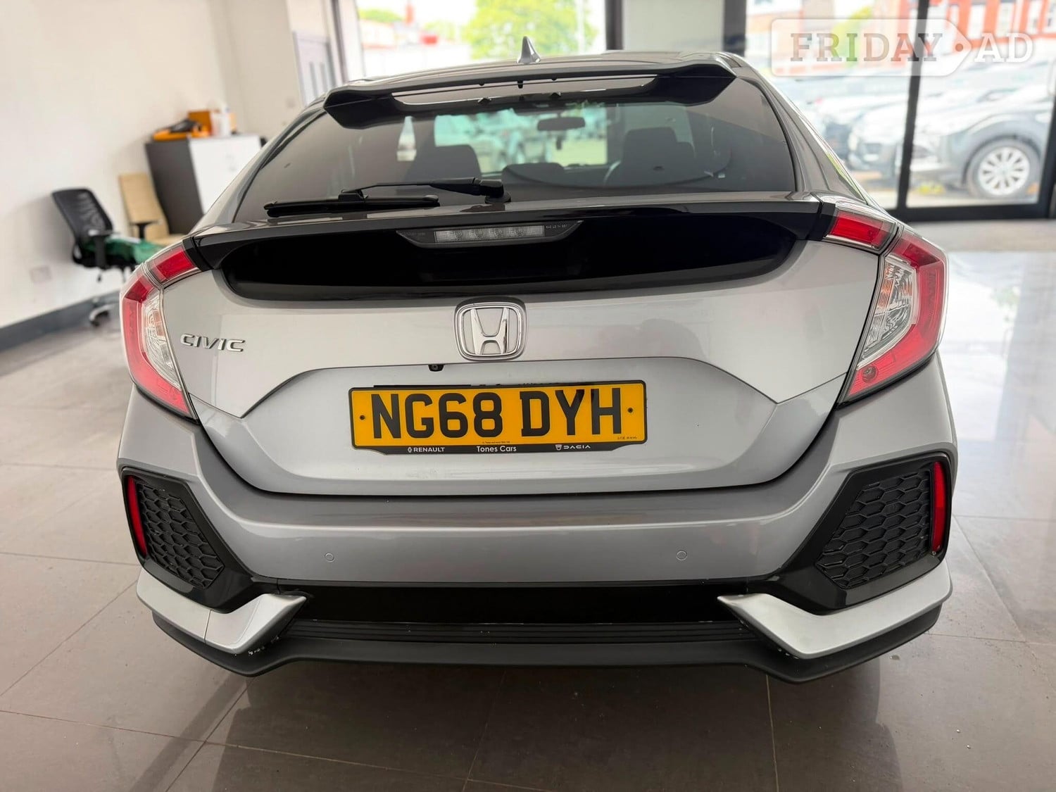 Honda Civic 2018 - Cars