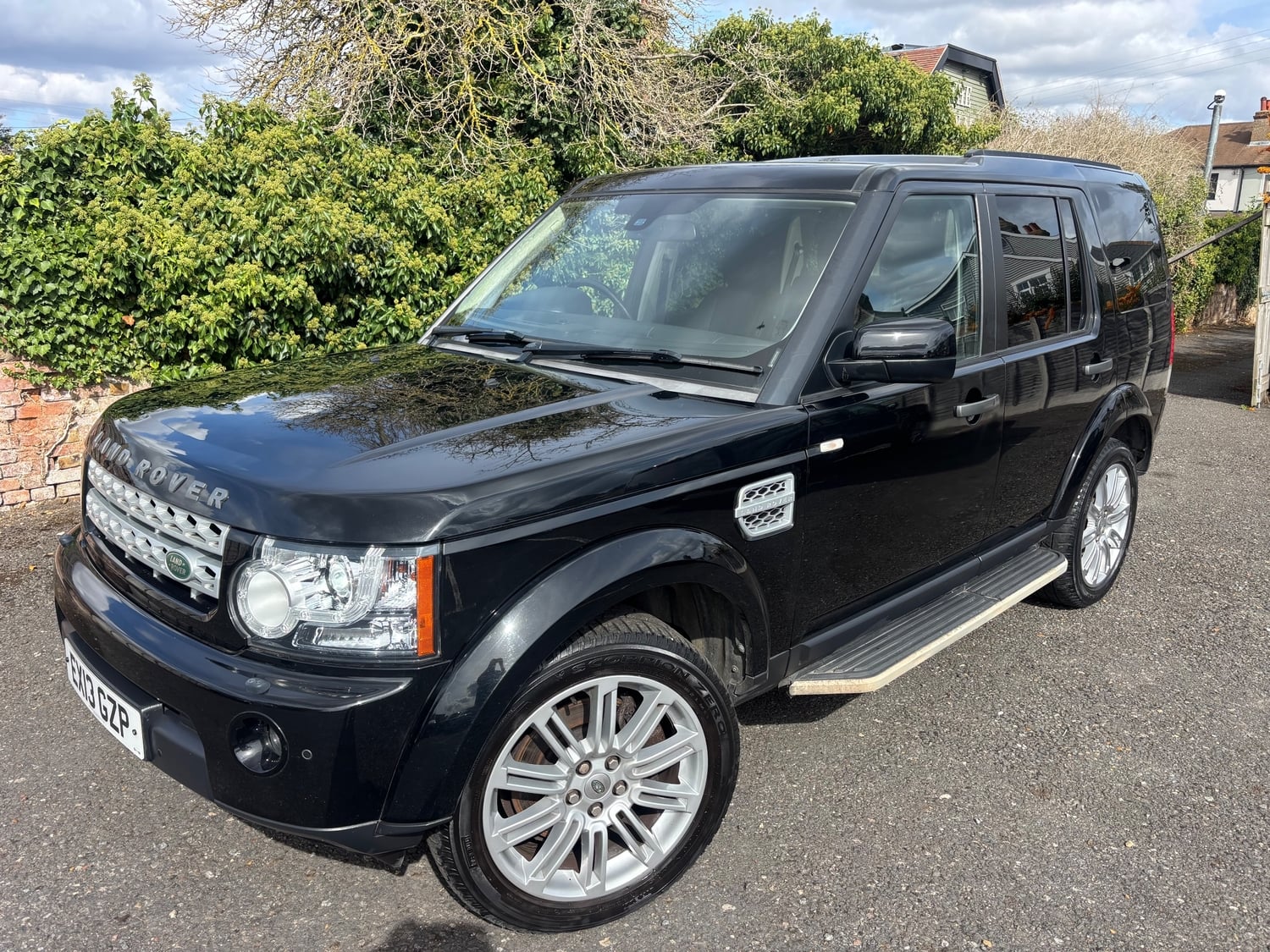 [ berth ]Land Rover Discovery 4