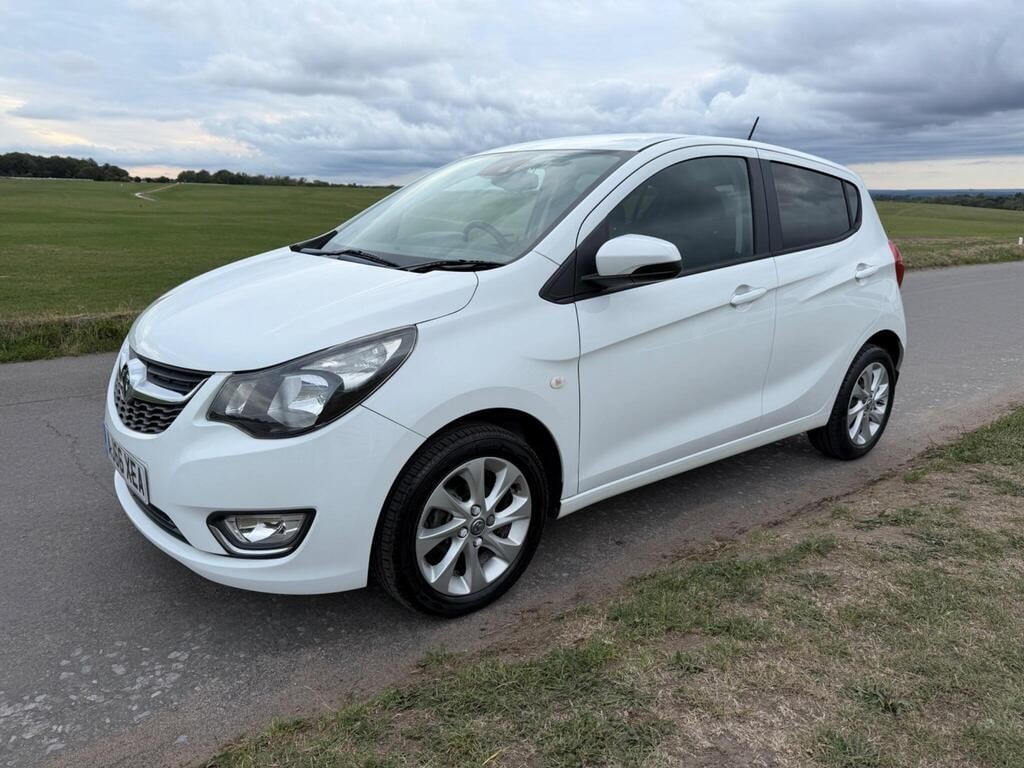 Vauxhall Viva 2016 - Cars in Epsom