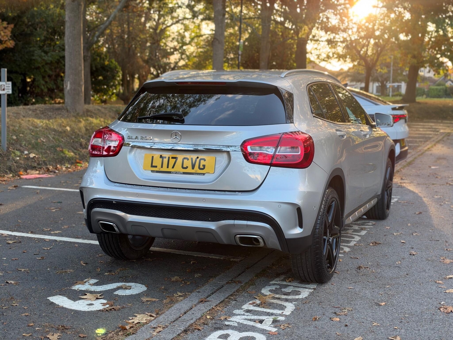 [ berth ]Mercedes-Benz GLA