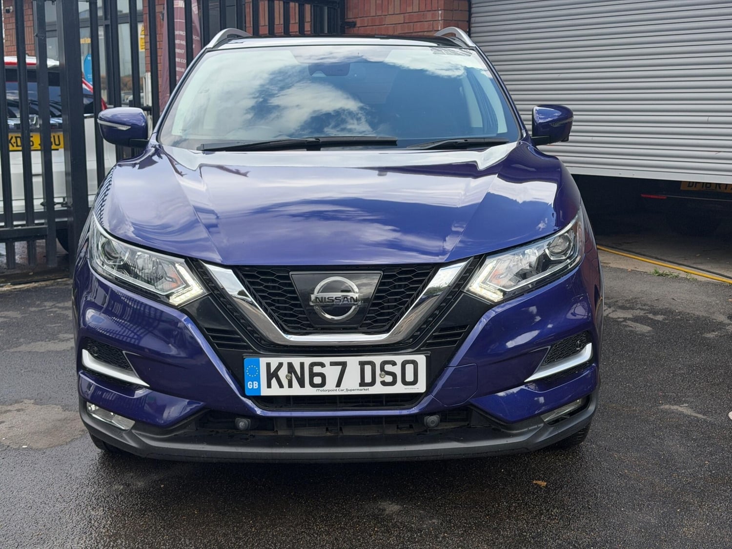 Nissan Qashqai 2017 - Cars in Swindon