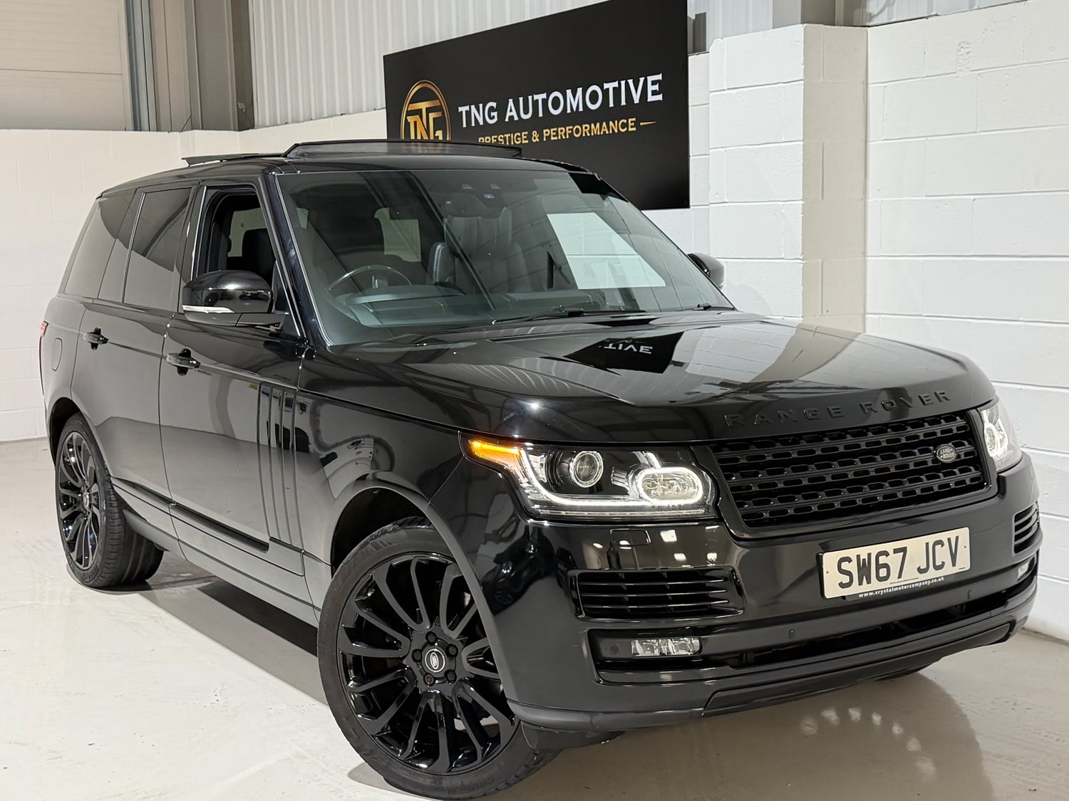 Land Rover Range Rover 2017 in Croydon